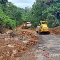 Dinas PUPR Barut tangani kerusakan Jalan Km 30 - Benangin