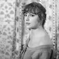 Lagu "Carolina" Taylor Swift diangkat dari novel Delia Owens