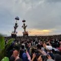 Pesona Budaya Tabuik di Pariaman Sumbar disesaki ratusan ribu warga