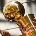 NBA musim baru dibuka Warriors vs LA Lakers, 76ers lawan Boston Celtics