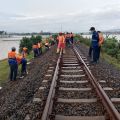 KAI masih atasi gangguan kereta tujuan Bandung akibat rel ambles di Cilacap