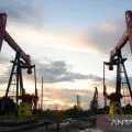 Harga minyak mentah menguat karena prospek permintaan