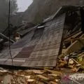 Tiga orang warga Gowa meninggal dunia tertimbun longsor