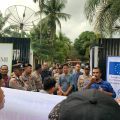 Ratusan warga Padang Tiji tolak pengungsi rohingya