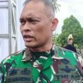 Tim gabungan berupaya mencari pilot serta 15 tukang dari KKB