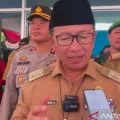 Cianjur disburses food aid to quake victims