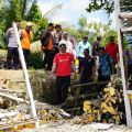 Bupati Kapuas Hulu tinjau dampak banjir dan longsor di Kecamatan Bunut Hulu