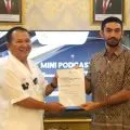 Aktor Reza Rahadian aktif membantu penanganan stunting