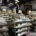 Harga logam timah LMEO hari ini naik 16,3 persen