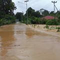Banjir merendam jalan nasional perbatasan RI-Malaysia di Kapuas Hulu