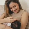Menyusui slangsung dapat cegah terjadinya mastitis pada ibu