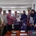 Kemenag serahkan barang peninggalan jamaah haji wafat di Mekah ke ahli waris