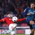 Arsenal dan PSV bermain imbang 1-1 pada laga terakhir fase grup