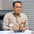 KPK periksa eks Sekjen Kemenkes terkait dugaan korupsi pengadaan APD 2020
