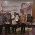 Artikel - Mengenal Kampung "Sagu" Yoboi di atas Danau Sentani