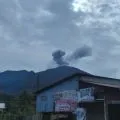 Operasional Bandara Minangkabau kembali ditutup akibat erupsi Marapi
