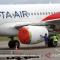 Bandara Internasional Minangkabau Kamis ditutup sementara akibat erupsi Marapi