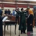 Aluh Rusmala dilantik jadi anggota DPRD NTB gantikan almarhum Satriawandi