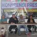 Supir pariwisata minta pemkab fasilitasi aplikasi transportasi daring