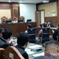 11 surat terkait kasus rumah DP Rp0 dibuat "backdate"