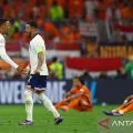 Aston Villa jaga asa ke Liga Champions usai kalahkan Tottenham 2-0