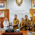 Pj Bupati Muara Enim dan Bulog bahas rencana pengadaan beras ASN-honorer