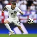 Trippier pensiun bela timnas Inggris