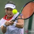 Petenis Indonesia Aldila Sutjiadi melaju ke babak kedua DC Open usai lewati super tie-break