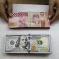 Nilai tukar rupiah hari ini naik 12 poin menjadi Rp15.389 per dolar AS