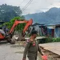 Pemkot Jayapura tertibkan lapak pedagang Pasar Youtefa