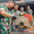 Kodim Bima musnahkan barang sitaan senpi rakitan dan sajam