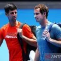Petenis Djokovic dan Murray berlatih di lapangan Australian Open