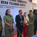 Mendukbangga sebut pentingnya ayah beri sentuhan psikis