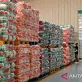 Stok beras di Jakarta cukup untuk 6 bulan