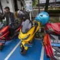 Kebijakan nonfiskal penting untuk ekosistem motor listrik
