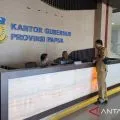 Gubernur Papua minta layanan publik berjalan maksimal usai lebaran