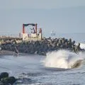 Waspadai gelombang tinggi di pesisir selatan NTB