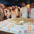 Saudi hosts joint iftars, distributes dates across Ramadan