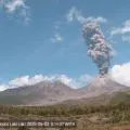 Gunung Lewotobi Laki-laki erupsi lagi pada Jumat