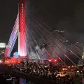 Ribuan Bobotoh rayakan Persib juara Liga 1 di flyover Pasupati Bandung