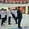 Wali Kota Kupang meminta Karang Taruna berkolaborasi menangani sampah