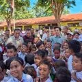 Wapres serahkan alat bantu pendidikan di Kabupaten Kupang NTT