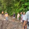 Pemkab Matim identifikasi tanah longsor mengakibatkan jalan terputus