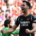 Liverpool diimbangi Arsenal skor 2-2