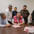 Kejagung melimpahkan sembilan tersangka kasus impor gula ke JPU