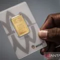 Harga emas Antam hari ini terus turun
