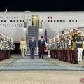 Presiden Macron tiba di Jakarta disambut Menhan Sjafrie