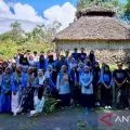 Universitas Hamzanwadi melaksanakan etnomatematika di Masjid Kuno Bayan