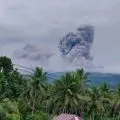 Gunung Dukono di Malut kembali erupsi