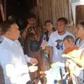 Mendukbangga menyerahkan bantuan nutrisi untuk KRS di Rote Ndao